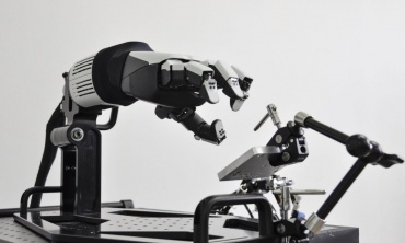 Honda trở lại đường đua robot với 