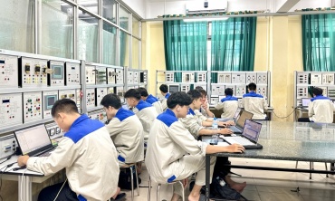 Điểm chuẩn ngành Tự động hóa vụt cao, trang bị gì cho người học từ bậc phổ thông đến đại học?