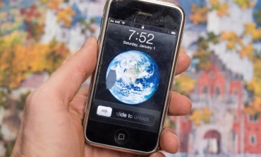 Bài báo từ năm 1963 đã dự đoán về điện thoại di động, Siri, FaceTime và loa thông minh