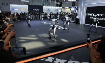 Robot rời sân khấu, bước vào đời sống thực tại WRC 2026