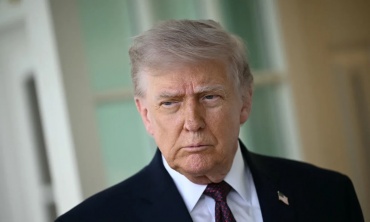 Ông Trump bán đi hàng chục triệu USD cổ phiếu công nghệ Mỹ chỉ trong một tháng