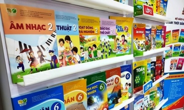 Từ năm 2028, sách giáo khoa sẽ được điều chỉnh theo hướng mới
