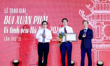 Phường Cầu Giấy được trao Giải thưởng Bùi Xuân Phái - Vì tình yêu Hà Nội 2026