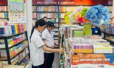 Chủ nhiệm Ủy ban Dân nguyện và Giám sát Lê Thị Nga: Không để tái diễn tình trạng thiếu sách giáo khoa