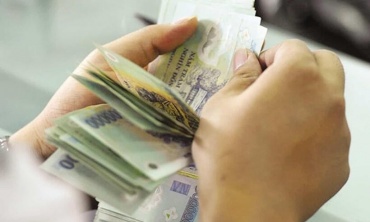 Chính phủ sẽ điều chỉnh tiền thưởng thi đua khi thực hiện cải cách tiền lương