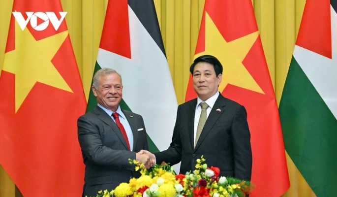 Chủ tịch nước Lương Cường hội đàm với Quốc vương Jordan