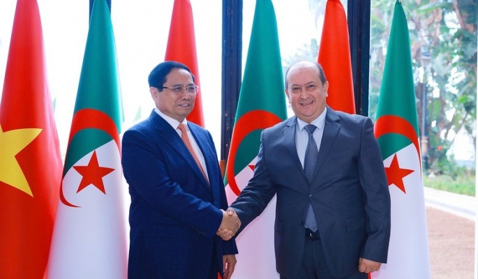 TUYÊN BỐ CHUNG VỀ THIẾT LẬP QUAN HỆ ĐỐI TÁC CHIẾN LƯỢC GIỮA NƯỚC CỘNG HÒA XÃ HỘI CHỦ NGHĨA VIỆT NAM VÀ NƯỚC CỘNG HÒA ALGERIA DÂN CHỦ VÀ NHÂN DÂN