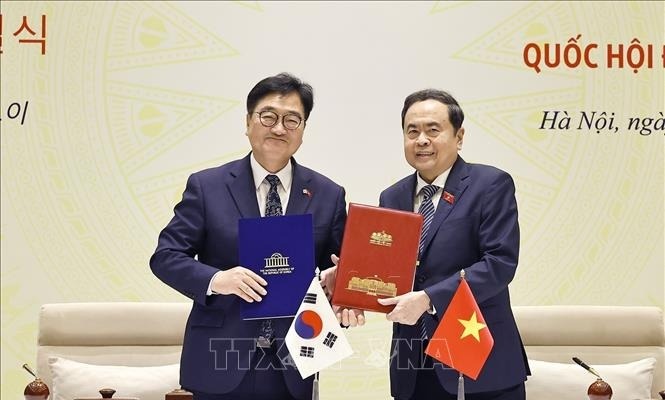 Chủ tịch Quốc hội Hàn Quốc kết thúc chuyến thăm chính thức Việt Nam