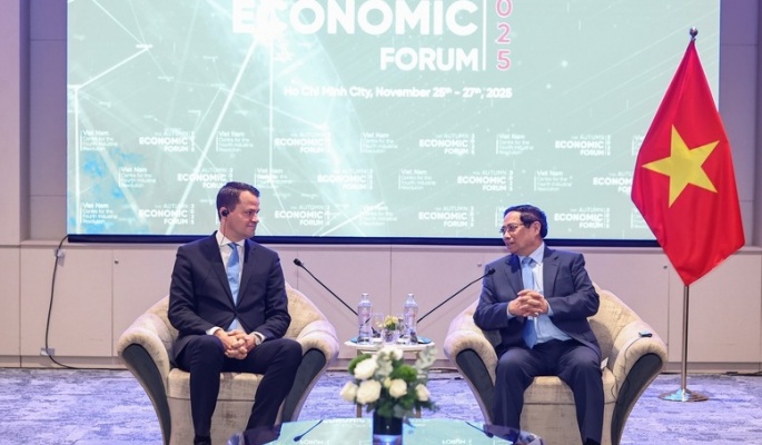 Thủ tướng đề nghị WEF đưa Diễn đàn Kinh tế mùa Thu thành sự kiện thường niên