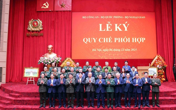Ký Quy chế phối hợp giữa Bộ Công an, Bộ Quốc phòng và Bộ Ngoại giao