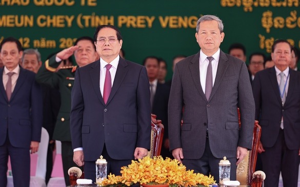 Thủ tướng Phạm Minh Chính cùng Thủ tướng Campuchia khai trương cặp cửa khẩu quốc tế mới