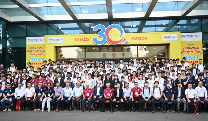 Gần 200 sinh viên bước vào kỳ thi Olympic Trí tuệ nhân tạo Sinh viên Việt Nam lần đầu tiên