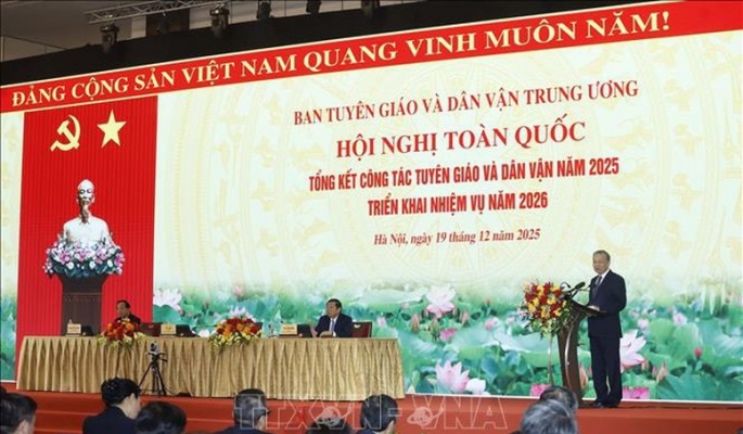 Tổng Bí thư Tô Lâm: Xây dựng đội ngũ cán bộ tuyên giáo và dân vận 'chuyên tâm, thạo việc'