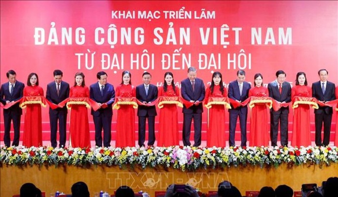 Tổng Bí thư Tô Lâm dự khai mạc triển lãm 'Đảng Cộng sản Việt Nam - Từ Đại hội đến Đại hội'