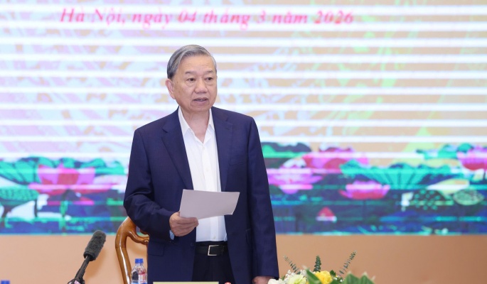 Tổng Bí thư: Công tác chính trị, tư tưởng phải thực sự đi trước, mở đường