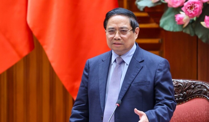 Thủ tướng: Dứt khoát không để thiếu xăng, dầu cho sản xuất, kinh doanh, tiêu dùng