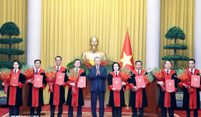Tổng Bí thư, Chủ tịch nước Tô Lâm trao quyết định bổ nhiệm Thẩm phán TAND tối cao
