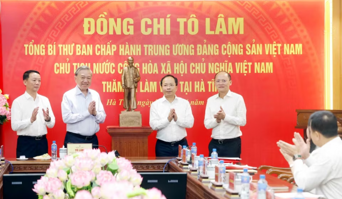 Tổng Bí thư, Chủ tịch nước Tô Lâm: Hà Tĩnh khơi dậy khát vọng phát triển, quyết tâm đạt mục tiêu tăng trưởng nhanh, bền vững