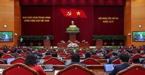 Thông cáo báo chí ngày làm việc thứ ba của Hội nghị Trung ương 3